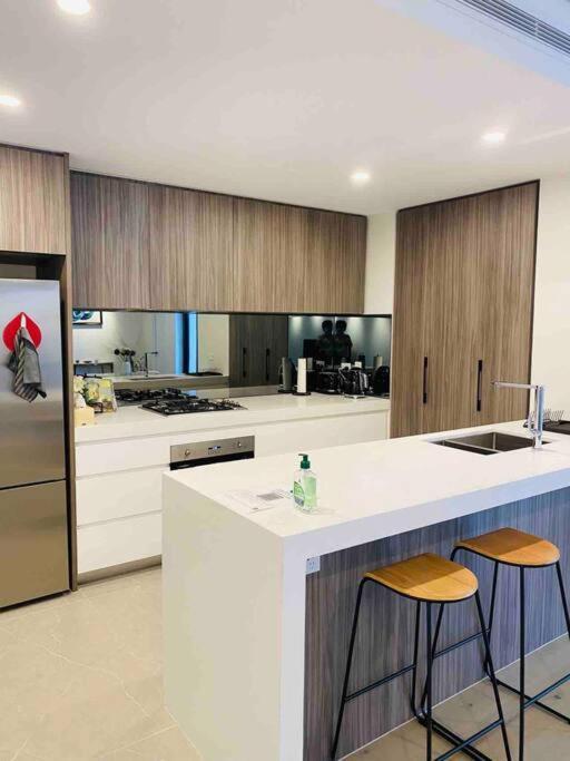 Luxury 3 Bedroom Apartment In Ryde Sydney Eksteriør bilde