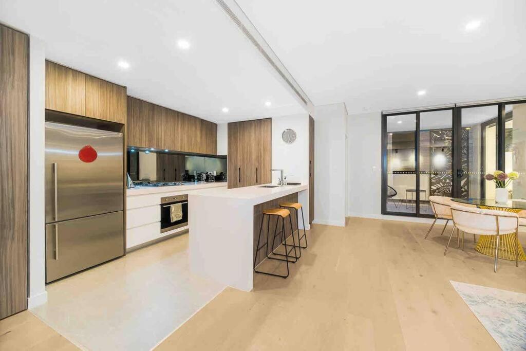 Luxury 3 Bedroom Apartment In Ryde Sydney Eksteriør bilde